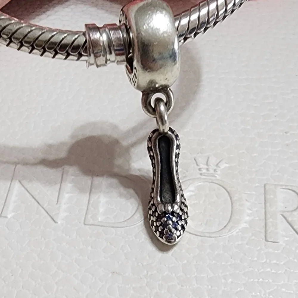 Pandora Disney, Cinderella Sparkling Slipper Dangle Charm, Fancy Light Blue CZ